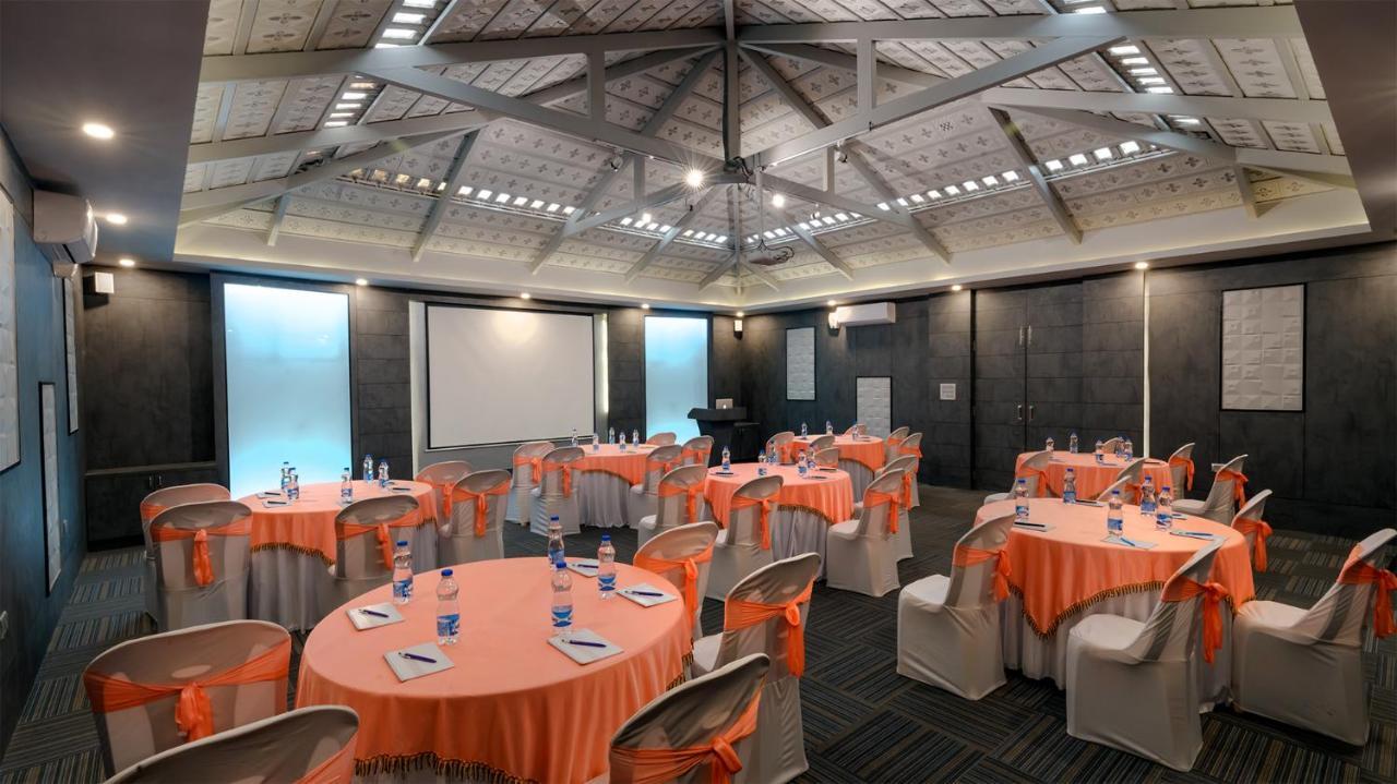 Fiestaa N Events Venue सहारा Devanahalli