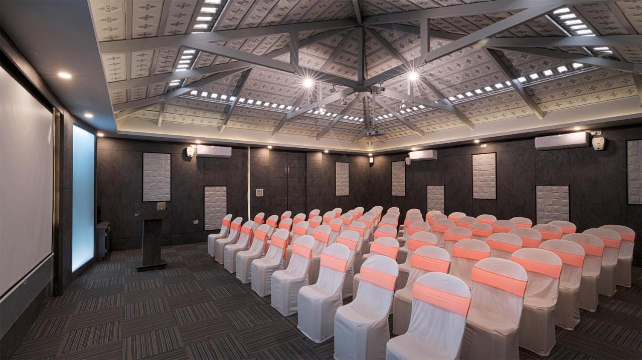 Fiestaa N Events Venue सहारा Devanahalli